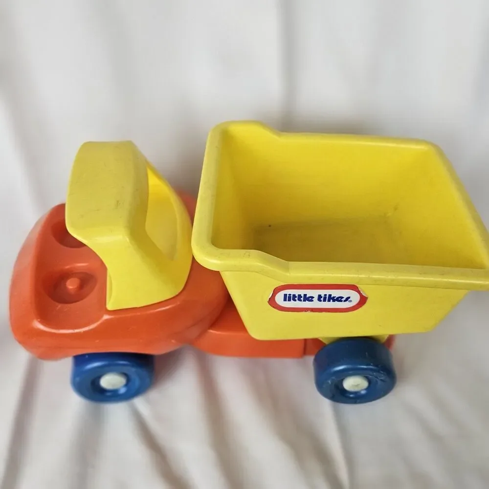 Little Tikes Yellow and Orange Dump Truck Toy Vintage